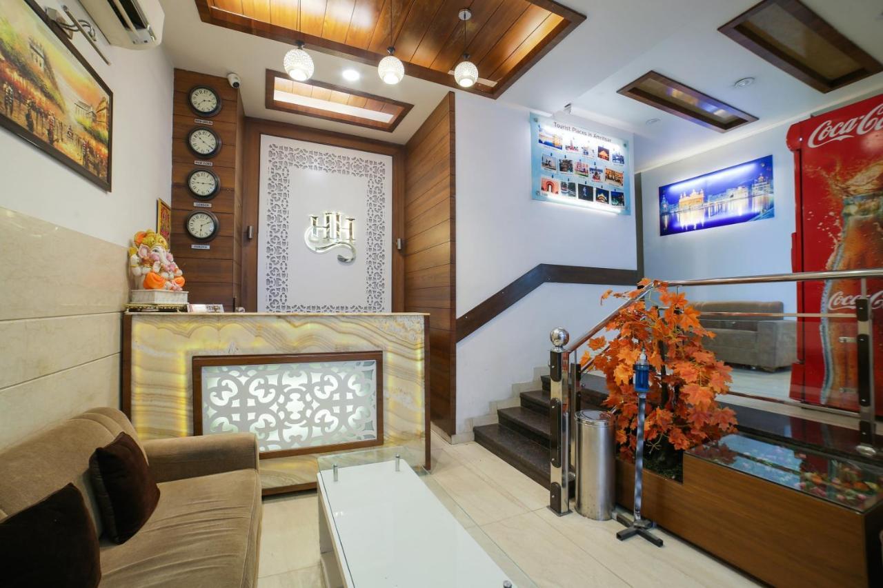 Townhouse Hollywood Heights Hotel Amritsar Exterior foto